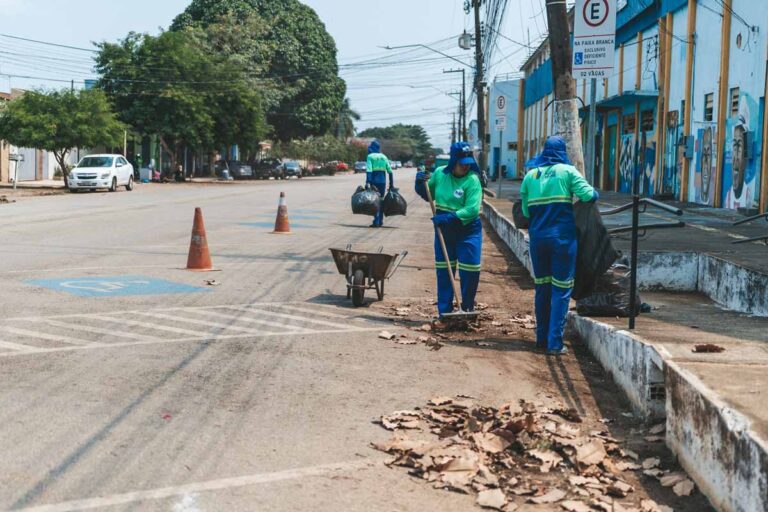Prefeitura mantém serviços diários de limpeza e manutenção em Porto Velho