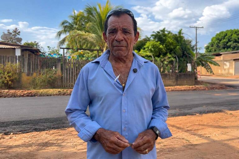 Prefeitura pavimenta cinco ruas do bairro Nova Esperança após preparação da base