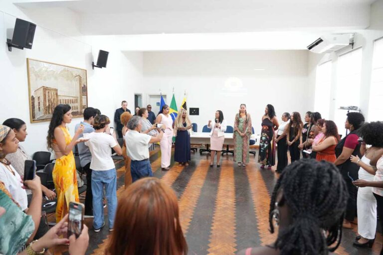 Dia Municipal da Pessoa Trancista entra no calendário oficial de Porto Velho