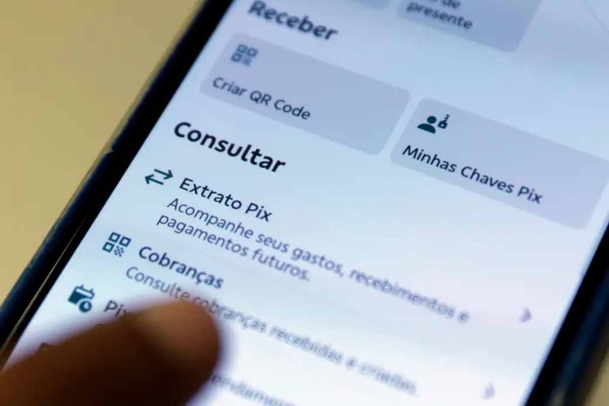 Pix movimenta R$ 183,58 bilhões em três dias e registra queda após proibição das bets