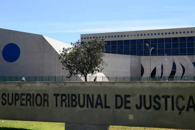 STJ suspende ações sobre aluguel de curta temporada em condomínios e vai definir regra nacional