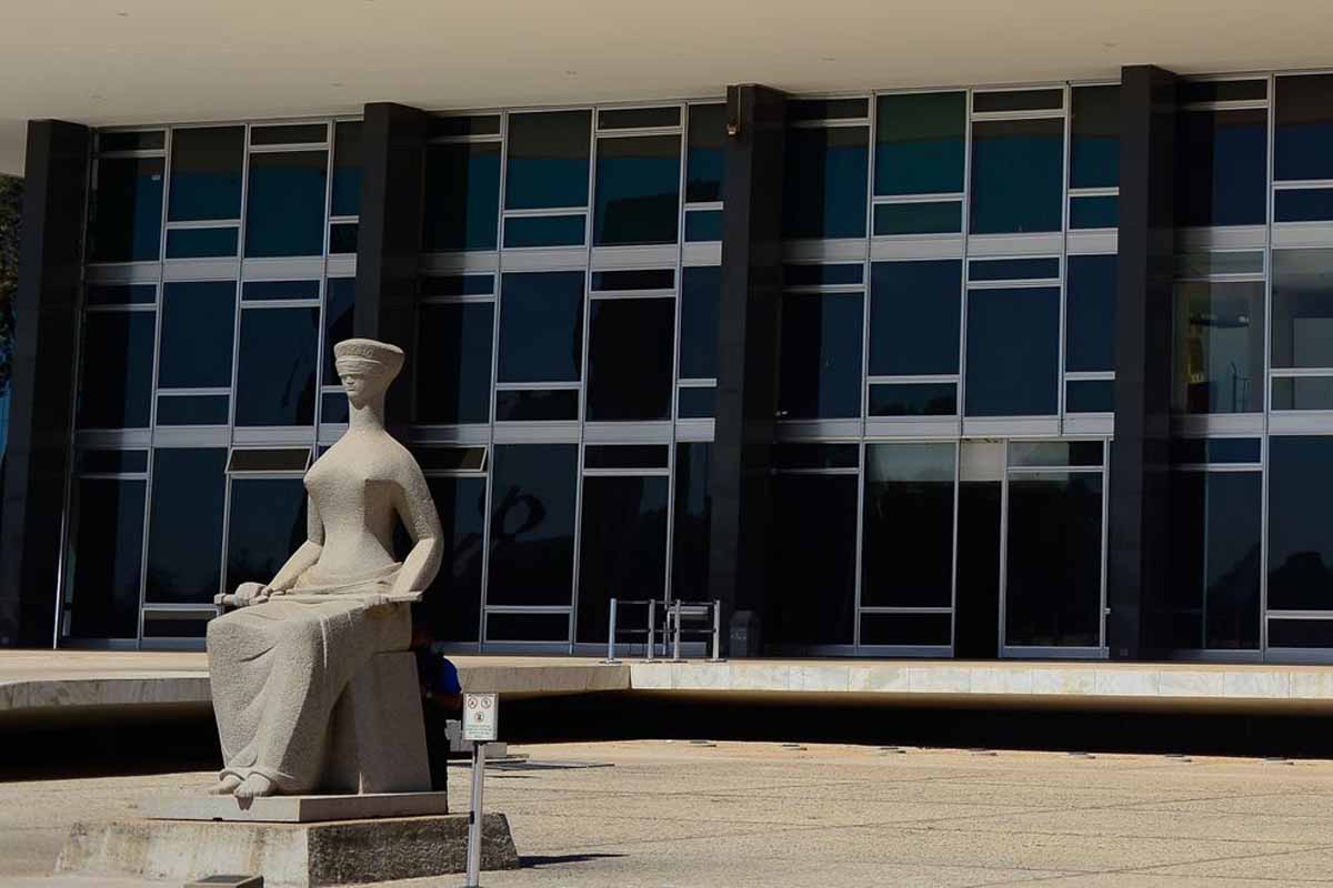 STF forma maioria para manter afastamento do diretor-geral da Polícia Federal