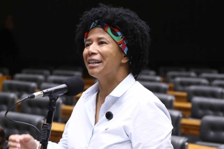 PEC 47 avança na Câmara com aprovação unânime na CCJ; Sílvia Cristina foi a única deputada de Rondônia presente