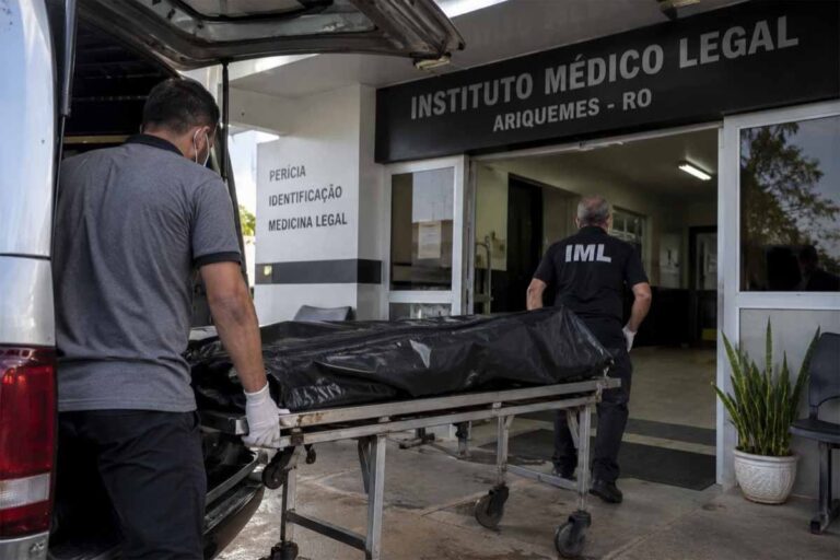 Corpo vindo da Bolívia entra no Brasil sem documentação suficiente e sepultamento depende de perícia em Ariquemes