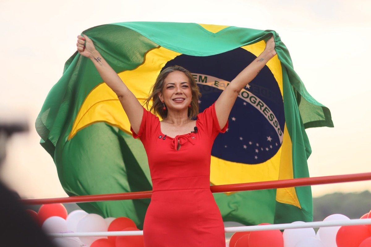 Candidata ao Senado, Luciana se concentra na capital na reta final e diz que confia no “DataPovo”