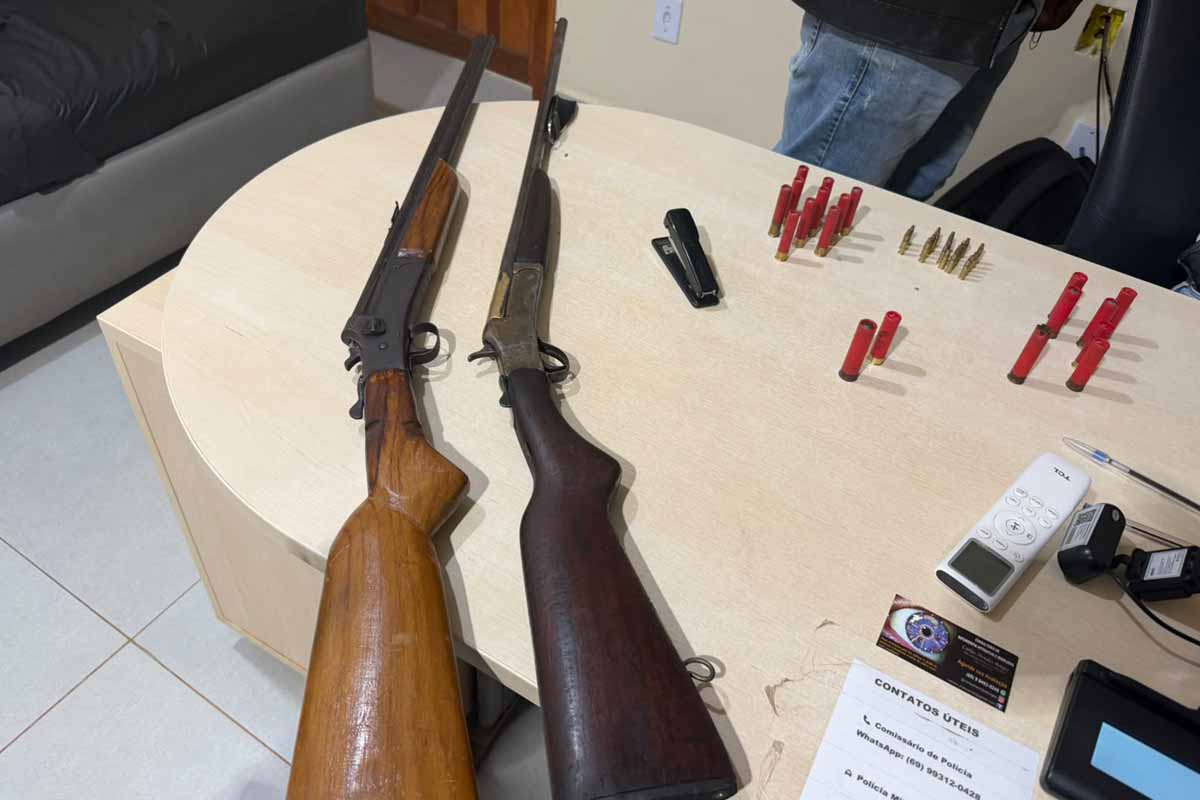 Polícia Ambiental apreende armas e caminhão com madeira ilegal em Vilhena