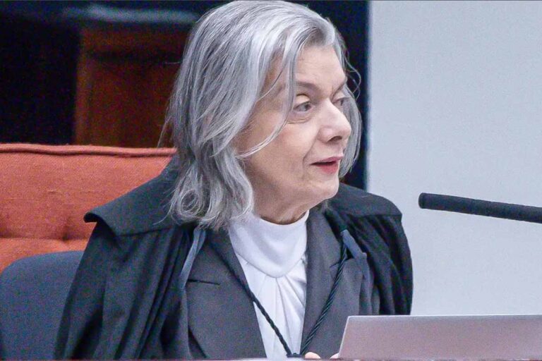Cármen Lúcia nega pedido da campanha de Lula para transporte interestadual gratuito no segundo turno