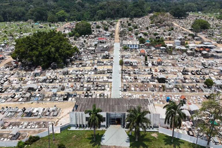 Prefeitura de Porto Velho reforça limpeza no Cemitério Santo Antônio e recolhe mais de 2 mil toneladas de resíduos em outubro