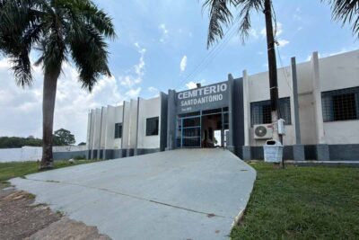 Cemitério Santo Antônio recebe sexta operação de limpeza da gestão Léo Moraes antes do Dia de Finados