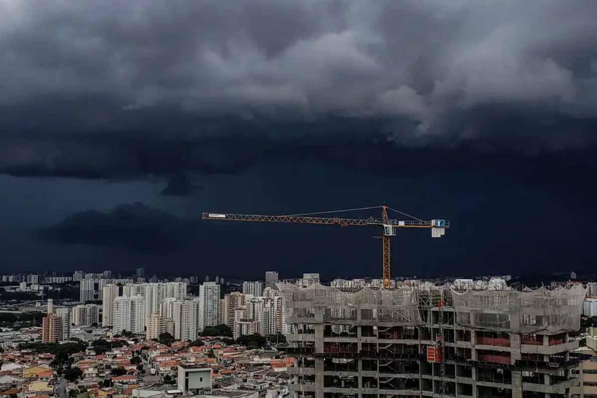 Porto Velho pode registrar 36°C enquanto chuvas intensas atingem Rondônia e outras regiões do Brasil