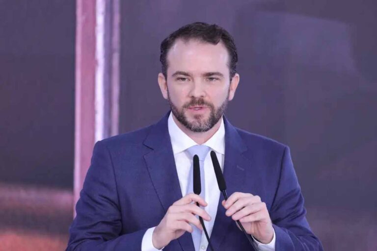 Desenrola 3.0 pode incluir R$ 90 bilhões em dívidas e terá descontos mínimos de 90%