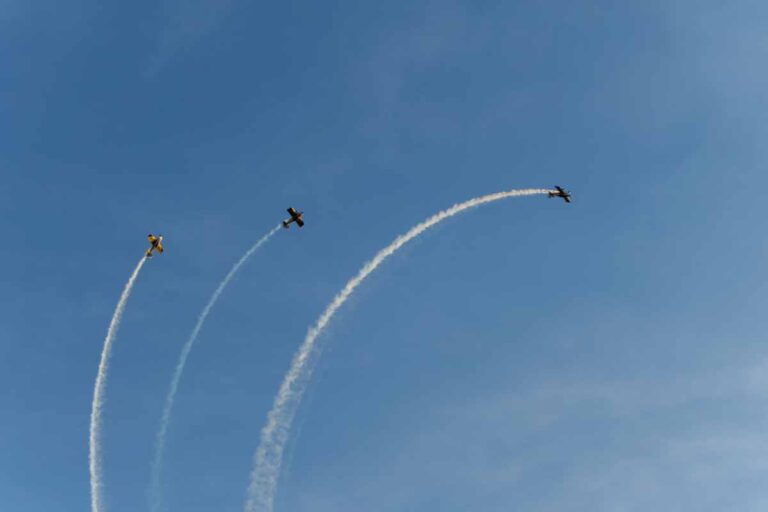 Esquadrilha Fox faz apresentação aérea durante aniversário de 112 anos de Porto Velho