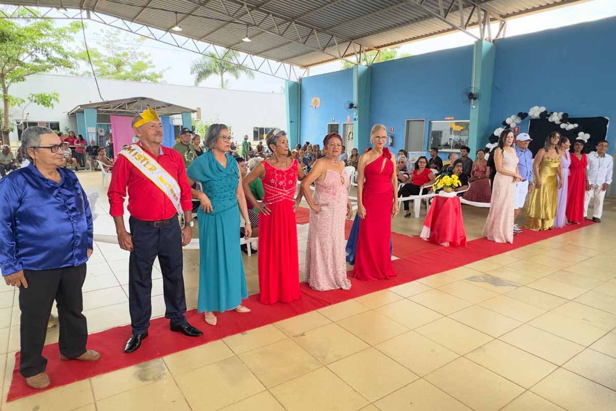 Concurso Miss e Mister Melhor Idade 2026 reúne idosos em desfile no Centro de Convivência de Porto Velho