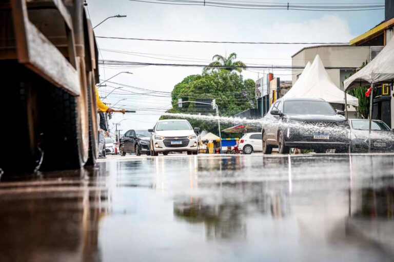 Prefeitura de Porto Velho mobiliza equipes para limpeza de avenidas, praças e espaços públicos