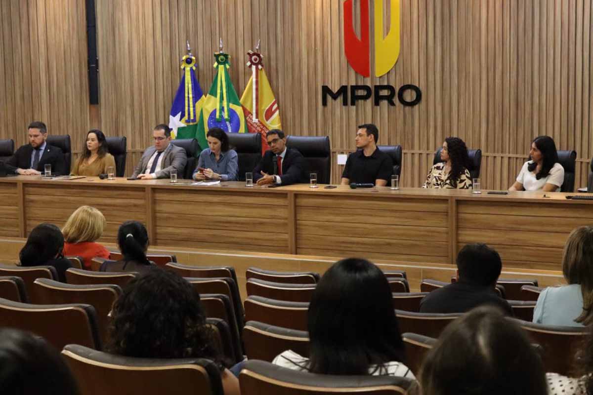 MPRO debate riscos da internet para crianças e adolescentes e propõe ações de proteção digital