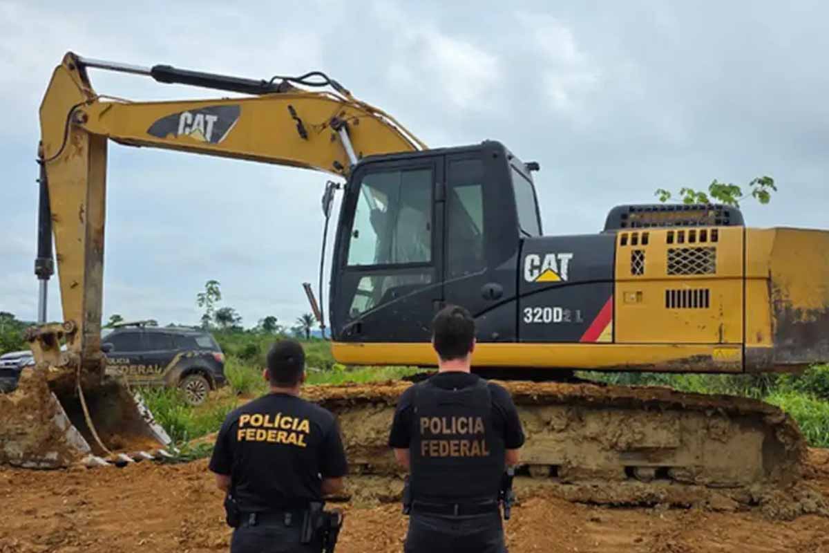 Polícia Federal prende seis e apreende máquinas em operação contra garimpo ilegal no Pará