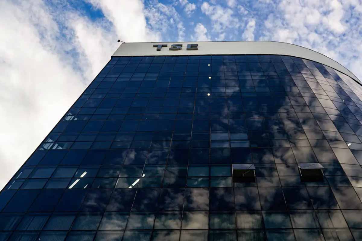 TSE julga nesta quinta pedido de Garotinho que pode mudar resultado da eleição no Rio