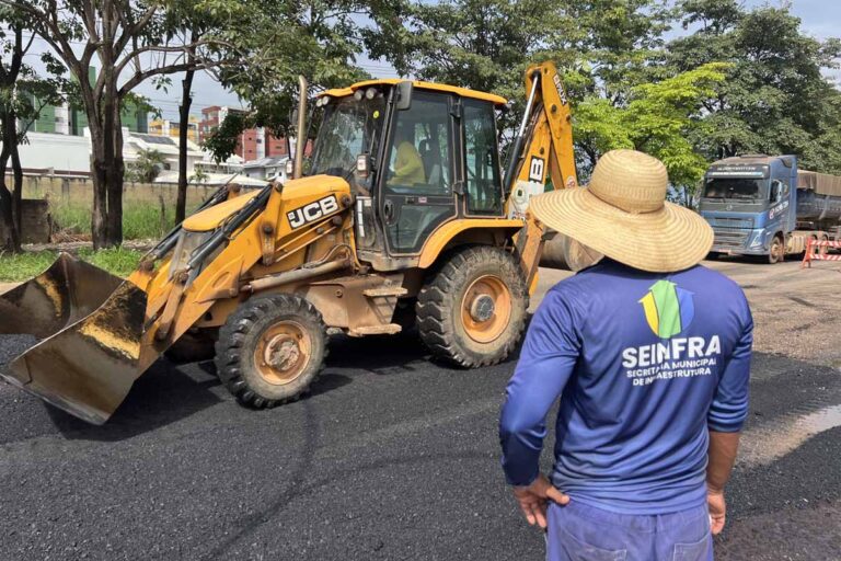 Prefeitura de Porto Velho realiza operação tapa-buracos em seis ruas da Zona Sul